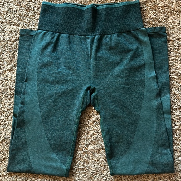 PINK Seamless Leggings - Picture 3 of 3